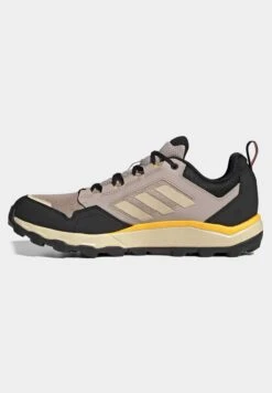 ADIDAS PERFORMANCE Terrex Tracerocker Gtx - Hiking Shoes - Taupe/Sand Strata/Solar Gold -Stock X 1fa795f06e47489a83de2bb187d991e8