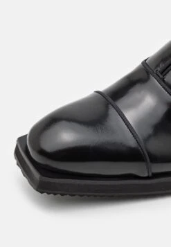 Loafer- Slip-Ons - Black -Stock X 206964208d8d4e96ab7192cc2459ae81