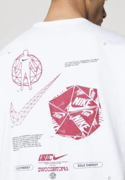 Nike Sportswear M90 Oc Pk1 Lbr - Long Sleeved Top - White -Stock X 207df5ab84584fa3854ae6edd0b9bddd