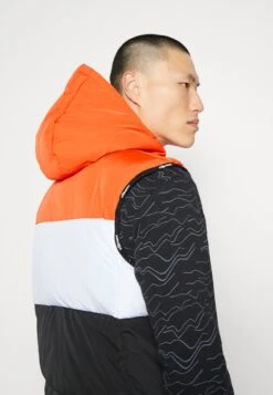 Ellesse Apice Gilet - Waistcoat - Dark Orange/Black -Stock X 209f49f95f8449babff488db6c407980