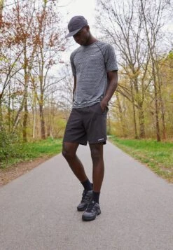 Salomon X Ultra 4 Gtx - Hiking Shoes - Magnet/Black/Monument -Stock X 20bb899622f94f078cb03e55ac6bf700