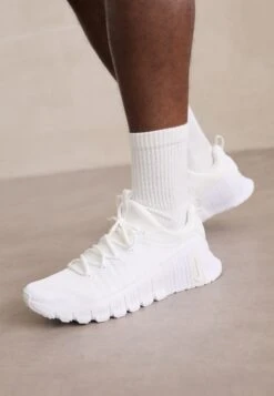 Nike Performance FREE METCON 6 - Training Shoe - Cave Stone/sundial/bone/sail -Stock X 214dff1d3ffa4a1fa9d7462464342512 1