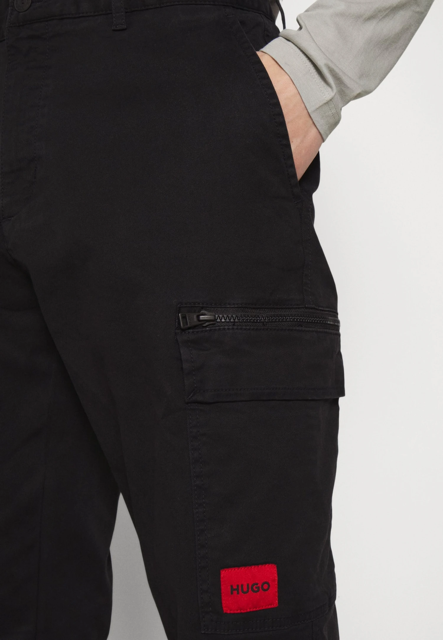 Hugo Glian - Cargo Trousers - Black 7 Hugo Glian - Cargo Trousers - Black - Image 5