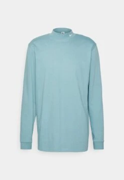 Nike Sportswear Mock Neck - Sweatshirt - Worn Blue/White -Stock X 221f061df26b4dc2b630ff2b3b0932c0
