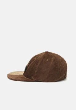 HUF Marina 6 Panel Hat Unisex - Cap - Brown -Stock X 2237d586b8d04b04a5634172f9fbbf58