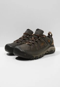 Keen Targhee Iii Wp - Hiking Shoes - Black Olive/Golden Brown -Stock X 22aeadf6fe054e1a9096152a0678c0a8