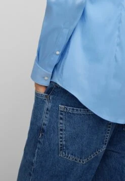 Hugo Kenno - Shirt - Light Blue Nine -Stock X 237f3c3504ed4d5da05806c2da70c55c