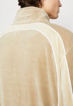 Sean John Script Logo Trackjacket - Training Jacket - Beige -Stock X 23fc433e07b04f56a97f12037d9038a7