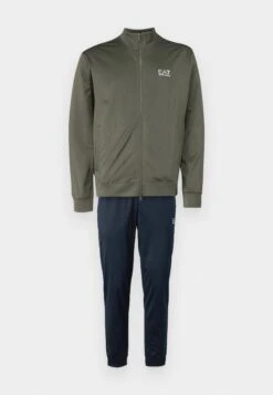 EA7 Emporio Armani TRAIN CORE SUIT - Tracksuit - Black -Stock X 25a5aced7ced49288b5825769e4d87d8