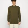 SAMSØE SAMSØE Norsbro - Long Sleeved Top - Dark Olive -Stock X 27432426e8594328b108e3fa40cacd23