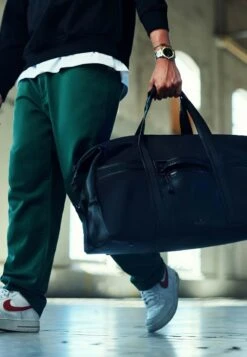 Holdall - Schwarz -Stock X 278b11d1ff8b44dab0c36a7958137401