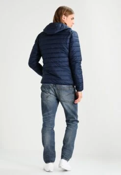 Ellesse Lombardy - Light Jacket - Dress Blues -Stock X 27e0280e3d1140fbbd26a5911f529f66