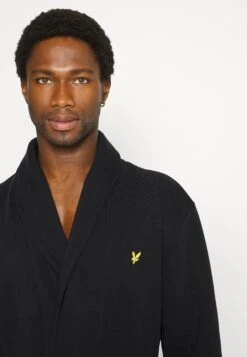 Lyle & Scott Matthew - Dressing Gown - Black -Stock X 298946e1831c40e2ae0148c30e2099db