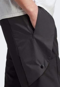 Adidas Sportswear City Escape - Tracksuit Bottoms - Black -Stock X 29acaa3217d0490e894a6cd1359a0787