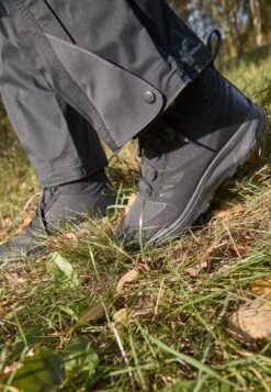 Salomon OUTSNAP - Winter Boots - Etherea/iron/coyote Brown -Stock X 2a047f86237a4720911f0cdb57518c01