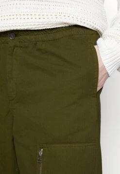 Flight Trouser - Cargo Trousers - Dark Olive -Stock X 2a7e6cc8e1c145278e94b65f7449c991