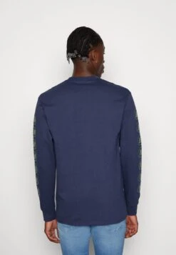 HUF Warm Up Tee - Long Sleeved Top - Navy -Stock X 2aadbddc790143688d275a5774c8b6a3