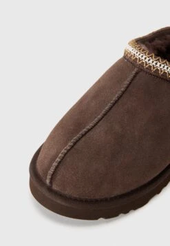 Ugg TASMAN II - Slippers - Dusted Cocoa / Dusted Cocoa -Stock X 2af46ce13d354b1c88600bd230852931
