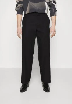 MM6 Maison Margiela Pants - Trousers - Black -Stock X 2b184a275df7488fb18d6c00fe2a075e
