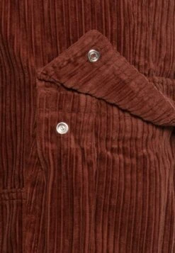 WEEKDAY Joel Relaxed- Cargo Trousers - Dark Red/Brown -Stock X 2b42cdc2344844a99a3c7e403269995a