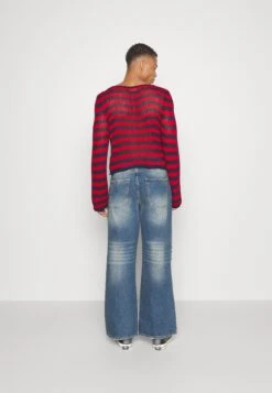 Jaded London Busted Colossus - Relaxed Fit Jeans - Mid Blue 12 Jaded London Busted Colossus - Relaxed Fit Jeans - Mid Blue -Stock X 2bc74494b2ca434699e80727f83360a5