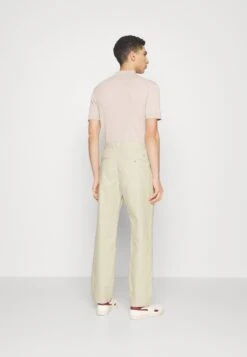 ESPRIT Trousers - Cream Beige -Stock X 2d43b1ad7a094888be8a92fd6020dced