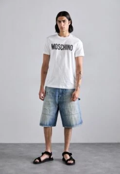 MOSCHINO SPORTY - Walking Sandals - Nero -Stock X 2d8bd2afba9b454f9228951453362325