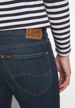 Lee Austin - Straight Leg Jeans - Hero -Stock X 2f9963a523504bfe83a3e18da41f9c74