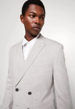 The Fashion Suit Peak- Suit - Grey -Stock X 2f9fb2f838be4112b440927fcd116814