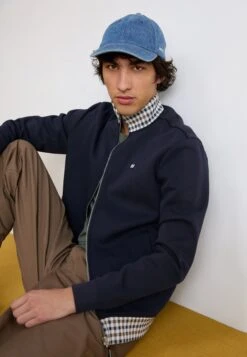 Weekend Offender ALAMEDA - Zip-up Sweatshirt - Navy -Stock X 2fc1711ef68f40279b6a223ef3f90583