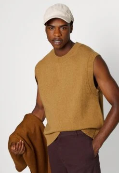 ARKET Top - Camel -Stock X 303d5e9aea5c485b854f24c6ac43d1c9