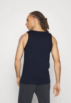 Lyle & Scott Dartmoor Vest - Top - Dark Navy -Stock X 3051c25fe45a4d69a97f0752c536178d