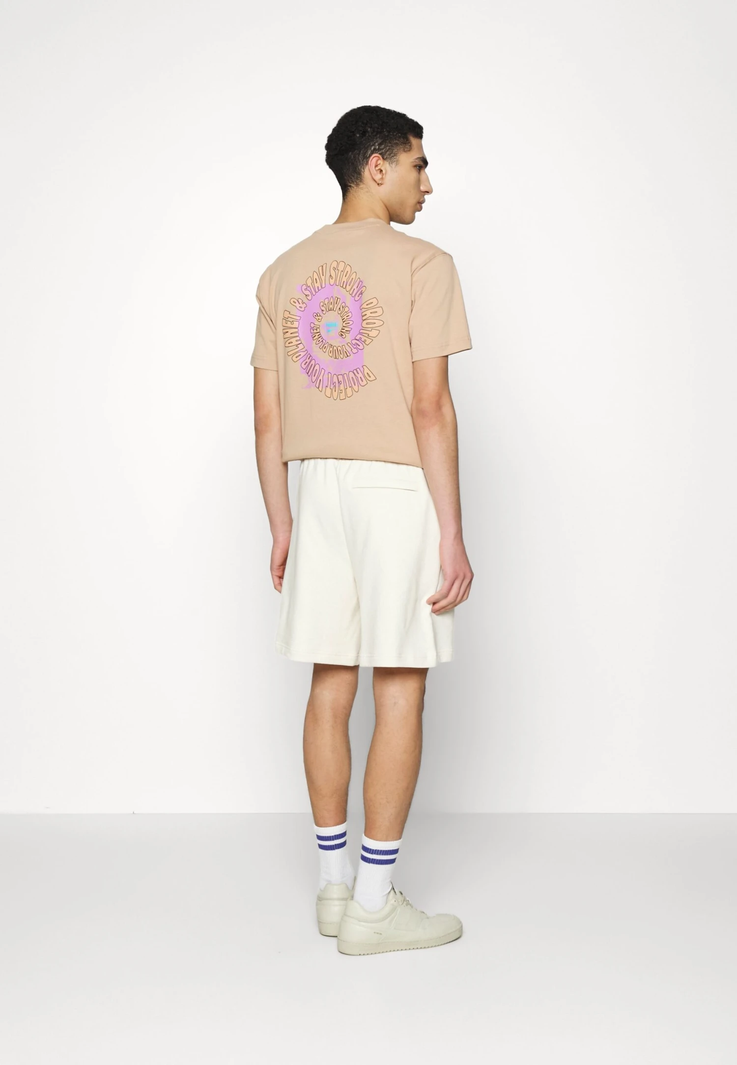 Puma Classics Pintuck- Shorts - Sand 6 Puma Classics Pintuck- Shorts - Sand - Image 4