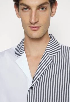 Striped Colour-Block Oversize - Shirt - Multicoloured -Stock X 311c482f1e784a54a02fa7161e7b9807