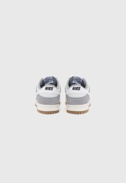 Nike Sportswear DUNK LOW RETRO - Trainers - Cool Grey/white/photon Dust/ Brown -Stock X 3121d6dd3f644d16a0263add20827024