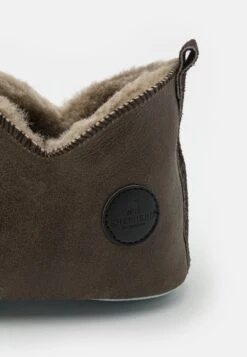 Shepherd HENRIK - Slippers - Oild Antique 16 Shepherd HENRIK - Slippers - Oild Antique -Stock X 312d4f69094c4ca9a3c9d2efc900f739