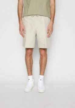 J.Lindeberg Baron - Shorts - Safari Beige -Stock X 328f53160cc44835be70e795091f0ea2