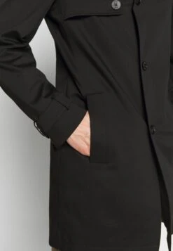 DRYKORN Skopje - Short Coat - Black -Stock X 32ab4c7e80ef4167b53feaba9fe627db