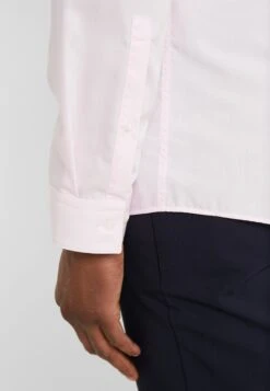 Hugo Erriko Extra Slim Fit - Formal Shirt - Light Pastel Pink -Stock X 33331708f6774cb9a045536447612e5b