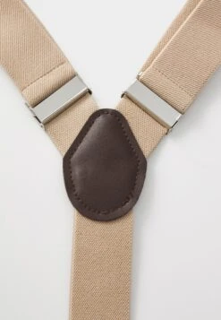 Pier One SET - Bow Tie - Beige -Stock X 33d7c1272bbc4f6295ae26e75ef07e53