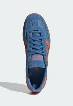 Adidas Originals HANDBALL SPEZIAL - Trainers - Focus Blue Orange Gum -Stock X 34d3e482a5a24e96ab2e8693846b1eb6