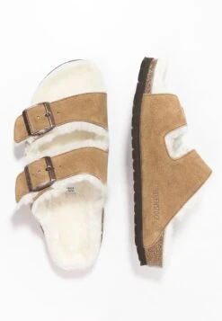 Birkenstock Arizona - Slippers - Light Brown -Stock X 36850de18cba4fa2885f30dc33827932