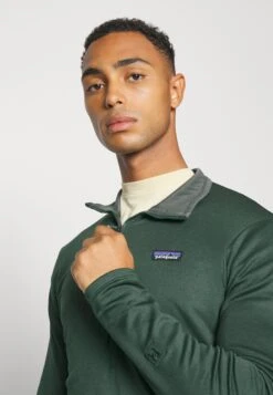 Patagonia R1 Daily Zip Neck - Fleece Jumper - Northern Green -Stock X 3721b7fdf65f42c8ae0876462cccfaa8
