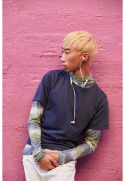 Beats Flex All Day Wireless Earphones- Headphones - Smoke Gray -Stock X 383a7f76d95c49218670d41e02830952