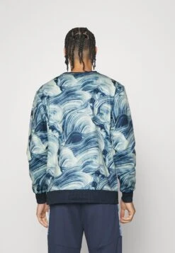 Ellesse Halla - Sweatshirt - Blue -Stock X 38d40c6019a649dd81b829184f6a4abd