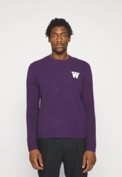 Wood Wood Kevin Jumper - Jumper - Aubergine -Stock X 38d8c658ae7b4b22955584c94dd24e77