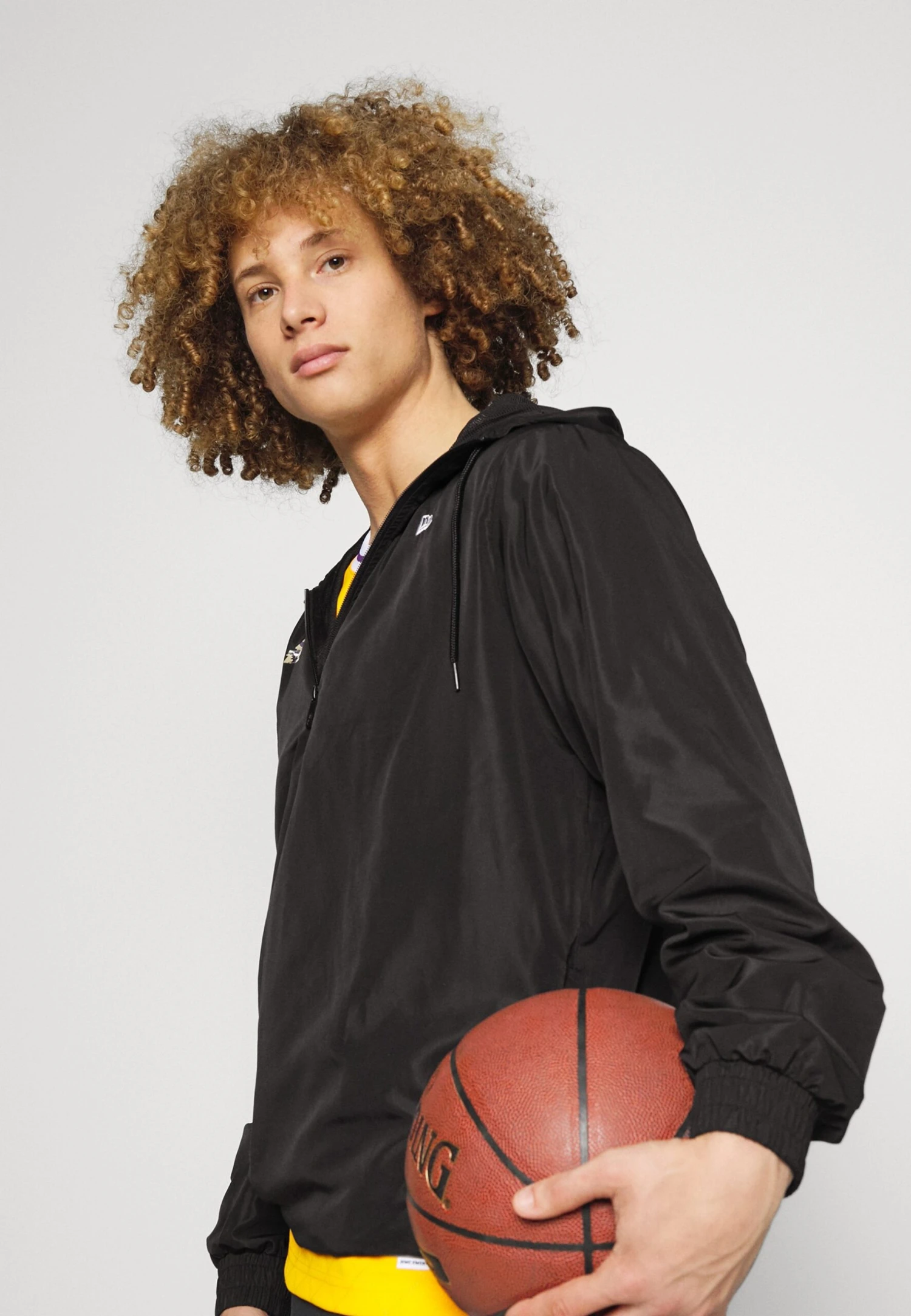 NEW ERA Nba Los Angeles Lakers Seasonal Infill Print - Club Wear - Black 6 NEW ERA Nba Los Angeles Lakers Seasonal Infill Print - Club Wear - Black - Image 4