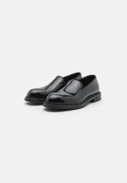 Emporio Armani Smart Slip-ons - Nero -Stock X 395aa4d4545745f280d5d11d40d90513
