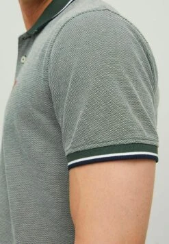 JACK&JONES Premium JprbluwinSs Sts - Polo Shirt - Sycamore 12 JACK&JONES Premium JprbluwinSs Sts - Polo Shirt - Sycamore -Stock X 3a1b4e5cc9d545d69f7bb572c910af2a