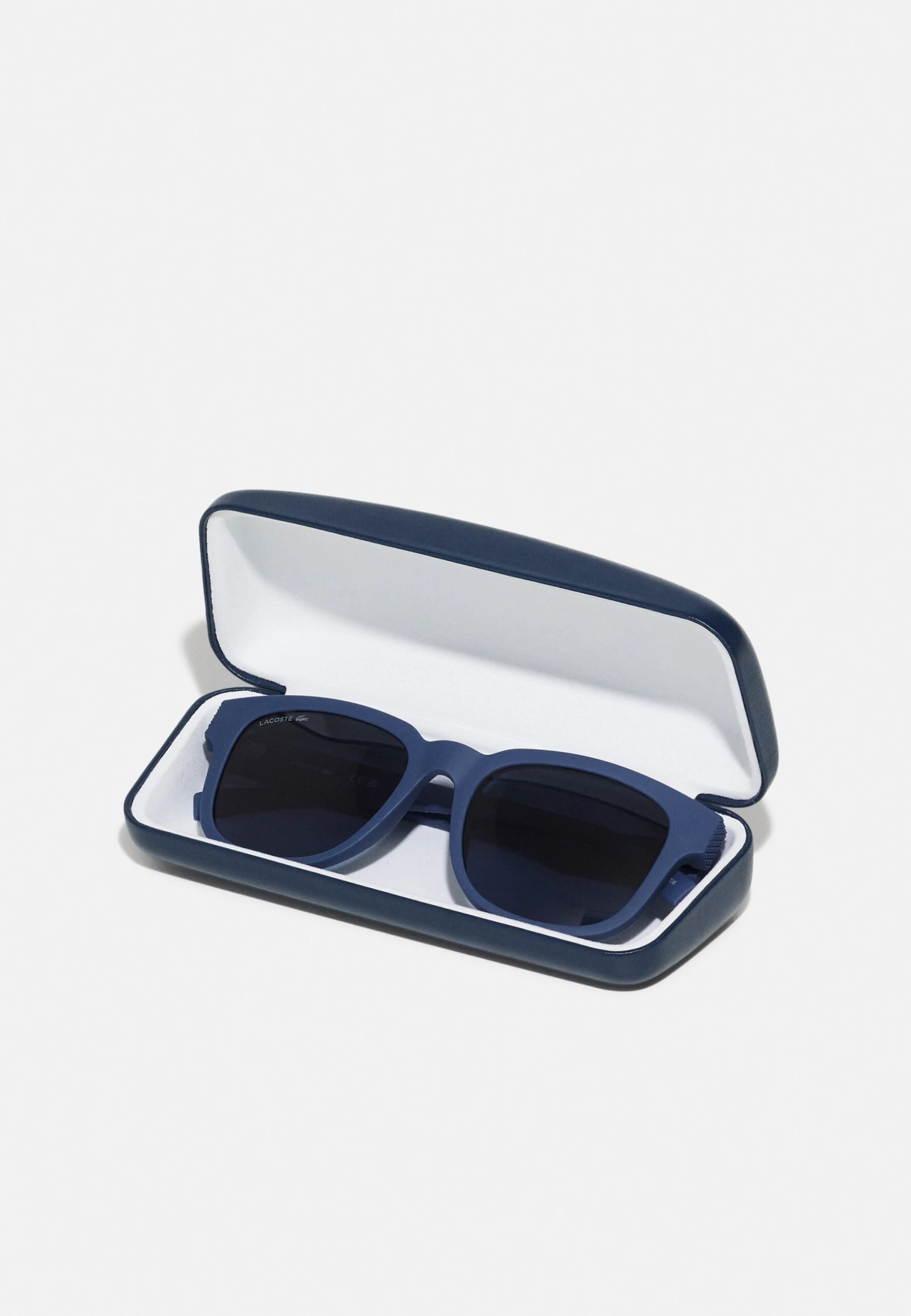 Lacoste Unisex - Sunglasses - Matte Blue 5 Lacoste Unisex - Sunglasses - Matte Blue - Image 3